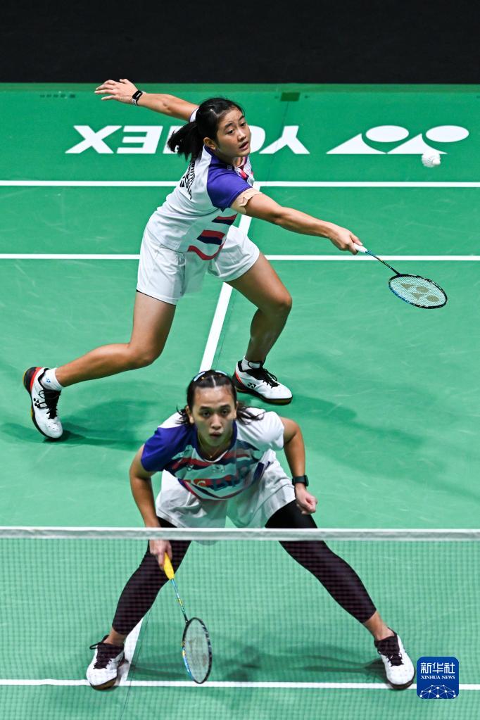 马来西亚羽毛球公开赛：杜玥/李汶妹晋级