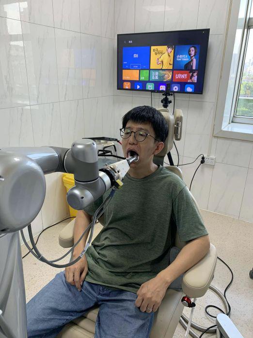十年磨一剑！全球首款主动式口腔种植机器人系统的诞生