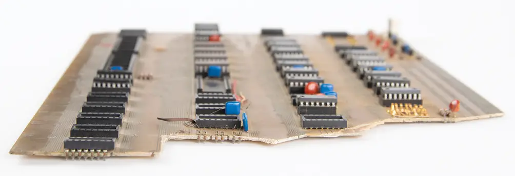 乔布斯的Apple Computer A电路板已开始拍卖 沃兹亲手焊接