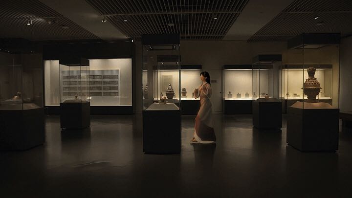 国博首位虚拟数智人入职！“艾雯雯”实习后将串讲上下五千年