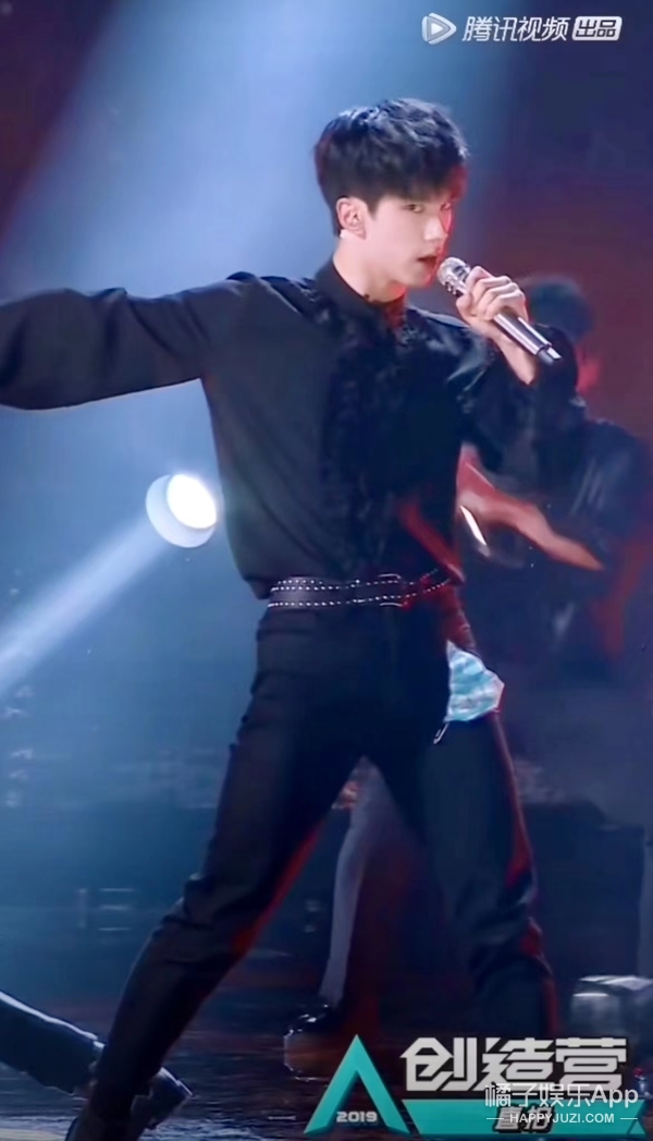 还记得《亲爱的热爱的》余承恩吗？如今撞脸小狗？