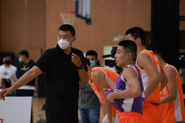 篮球场上有几个人（为什么说首次纳入上海市运会的三人篮球项目，其实是有备而来）