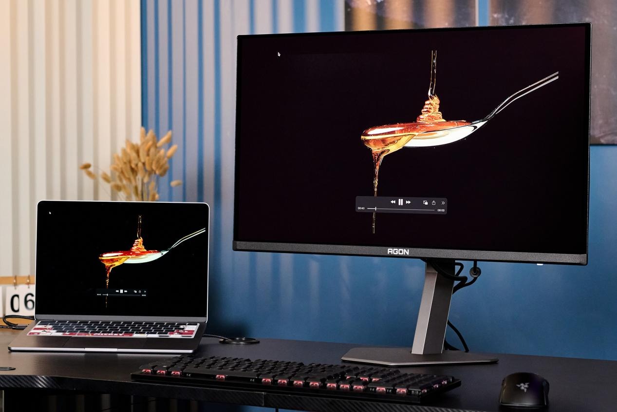 AGON AG276UZD QD-OLED显示器评测：4K240Hz的视觉盛宴