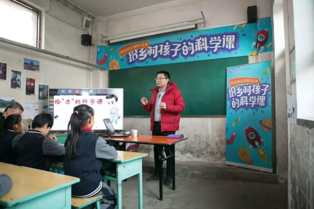 航天员太空转身背后的“科学翻译官”