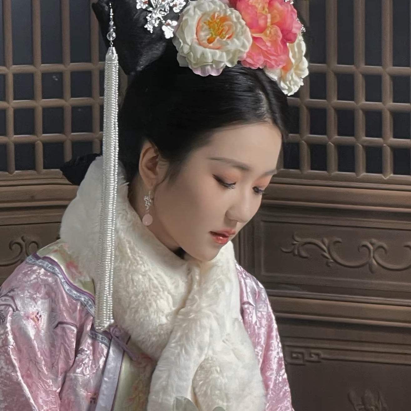 古装美女荟