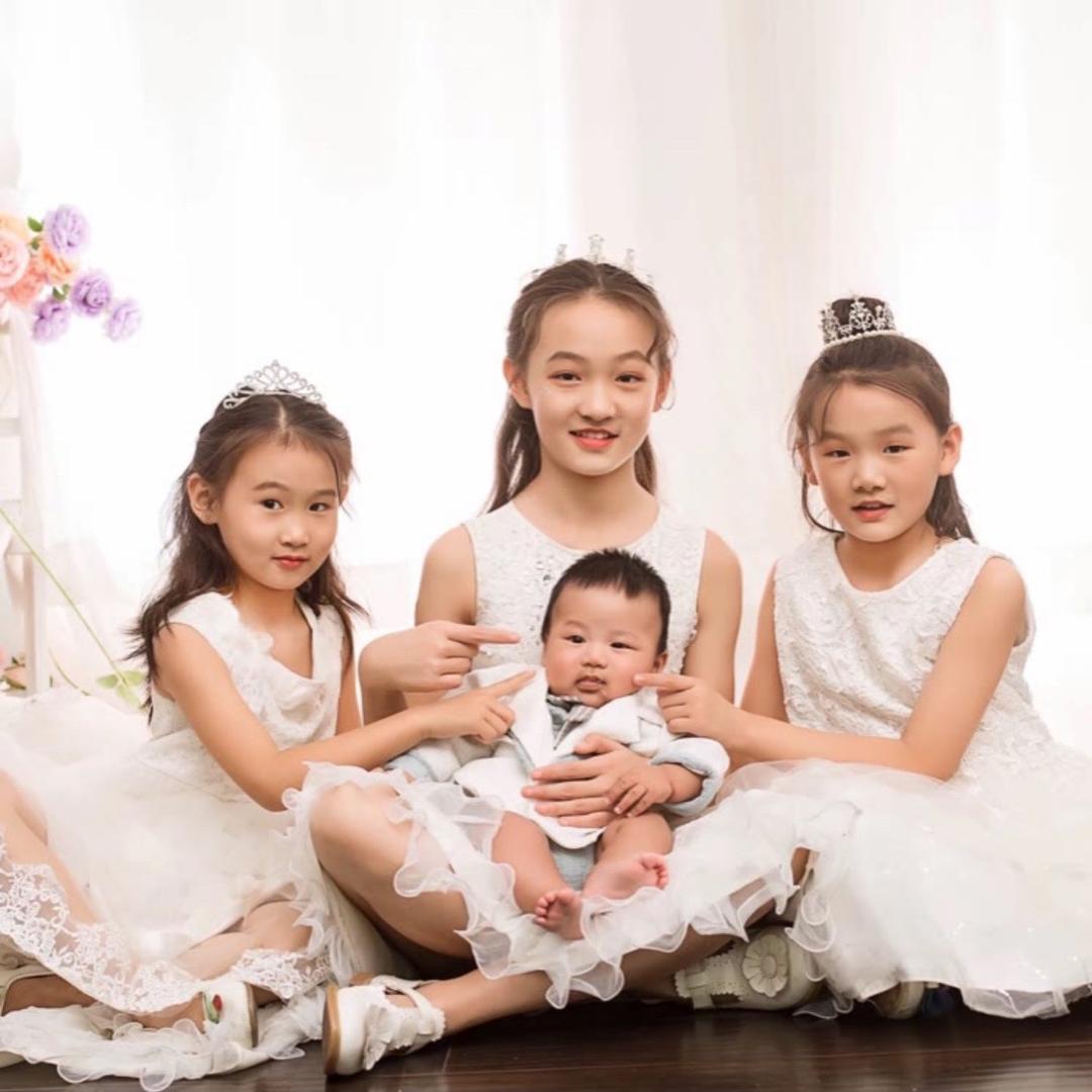 四个孩子的妈妈要努力