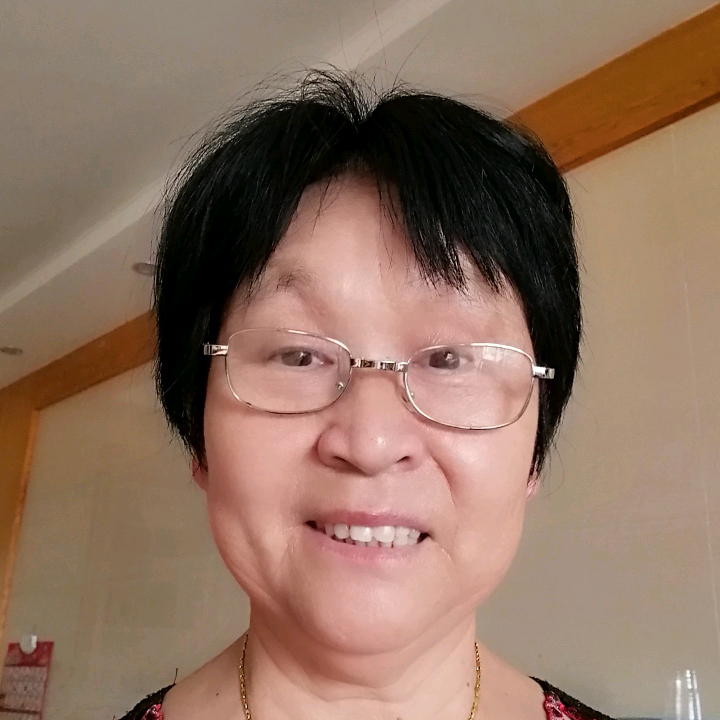 开朗花猫G刘王琼
