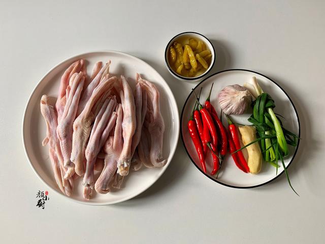 泡鸭爪的制作方法，泡鸭爪怎样做（想吃泡鸭爪不用买）