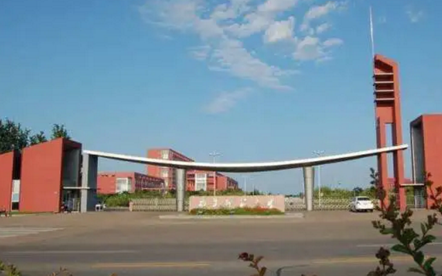 曲阜师范大学是一本还是二本，山东师范大学是一本还是二本（数学排名“中国第1”）