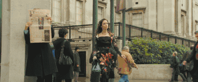 电影狂野目标插曲，狂野目标的插曲（却因长得太美被杀手囚在家中）