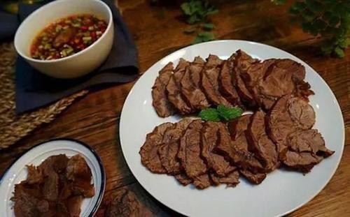 北方过年吃什么，北方人过年吃什么（北方人年夜饭少不了这6道美食）