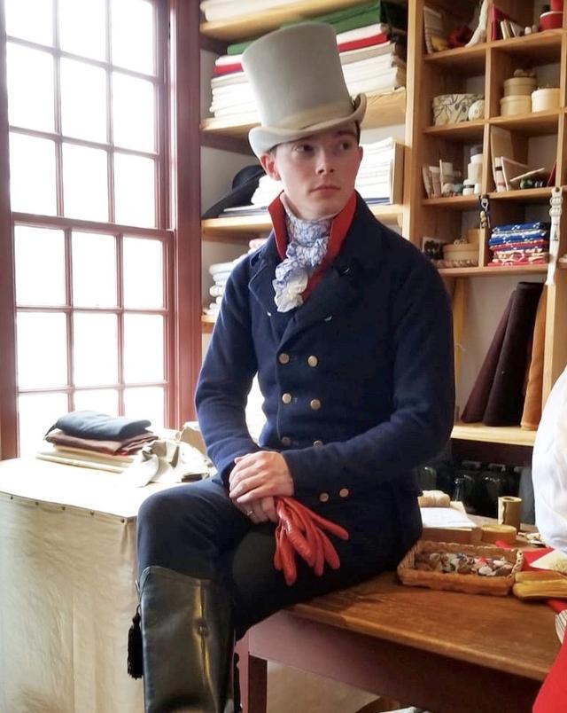 Zack什么意思，证件类型不符什么意思（？英国鲜肉小哥只穿200年前衣服上街）