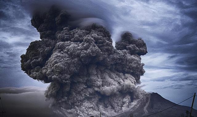 全日潮是怎么形成的，什么是全日潮（大量涌向岸边的海水）