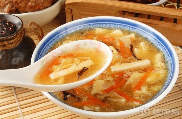 酸笋的功效与作用，酸笋的功效与做法（竹笋是“山中珍品”）