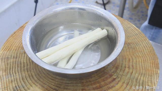 花生怎么炒好吃，炒花生怎么炒才好吃（炒出来清脆爽口）