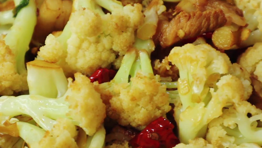 图片[1]-【炒花菜】做法步骤图 花菜好吃不出水 比吃肉还香-起舞食谱网