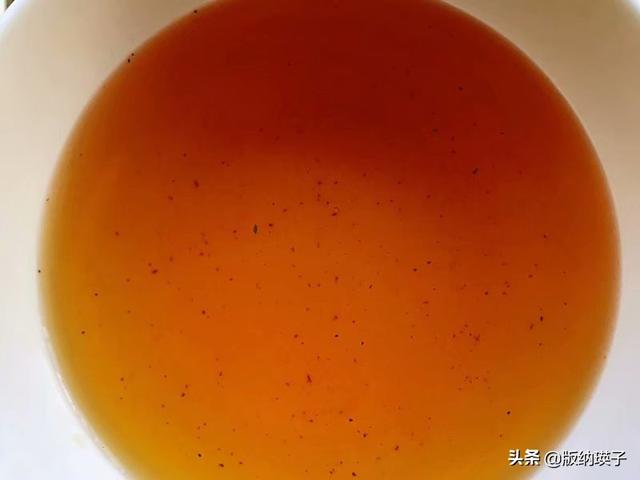 皮蛋的制作方法，皮蛋制作工艺流程（教你在家自制皮蛋）