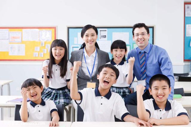 快活的反义词是什么，快活的反义词是什么三年级（快活的近义词是什么）