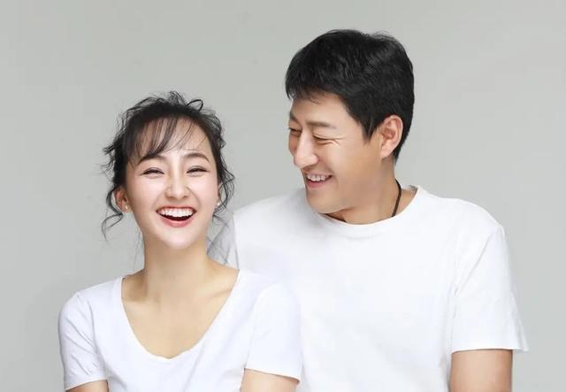 “马云飞”于震：家暴妻子流产，2婚娶小13岁娇妻，40岁生二胎