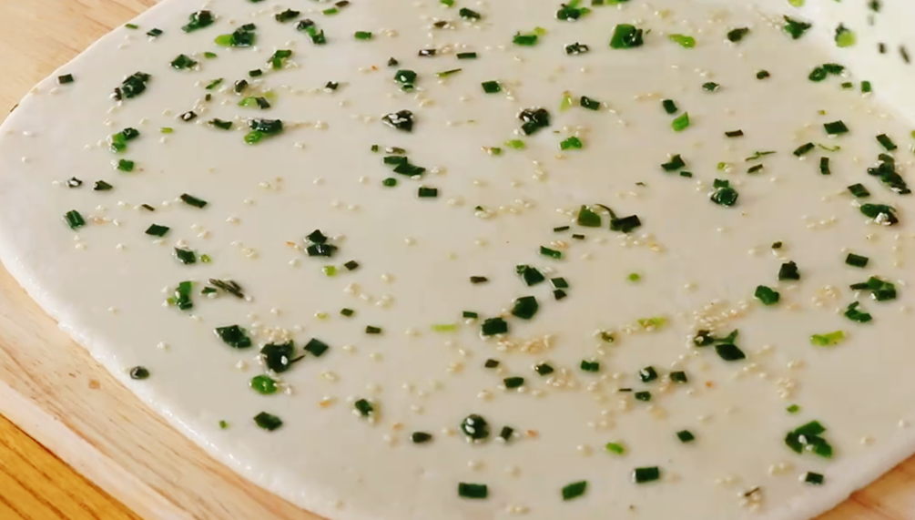 图片[4]-【香葱花卷】做法步骤图 柔软多层 比油条还要好吃-起舞食谱网