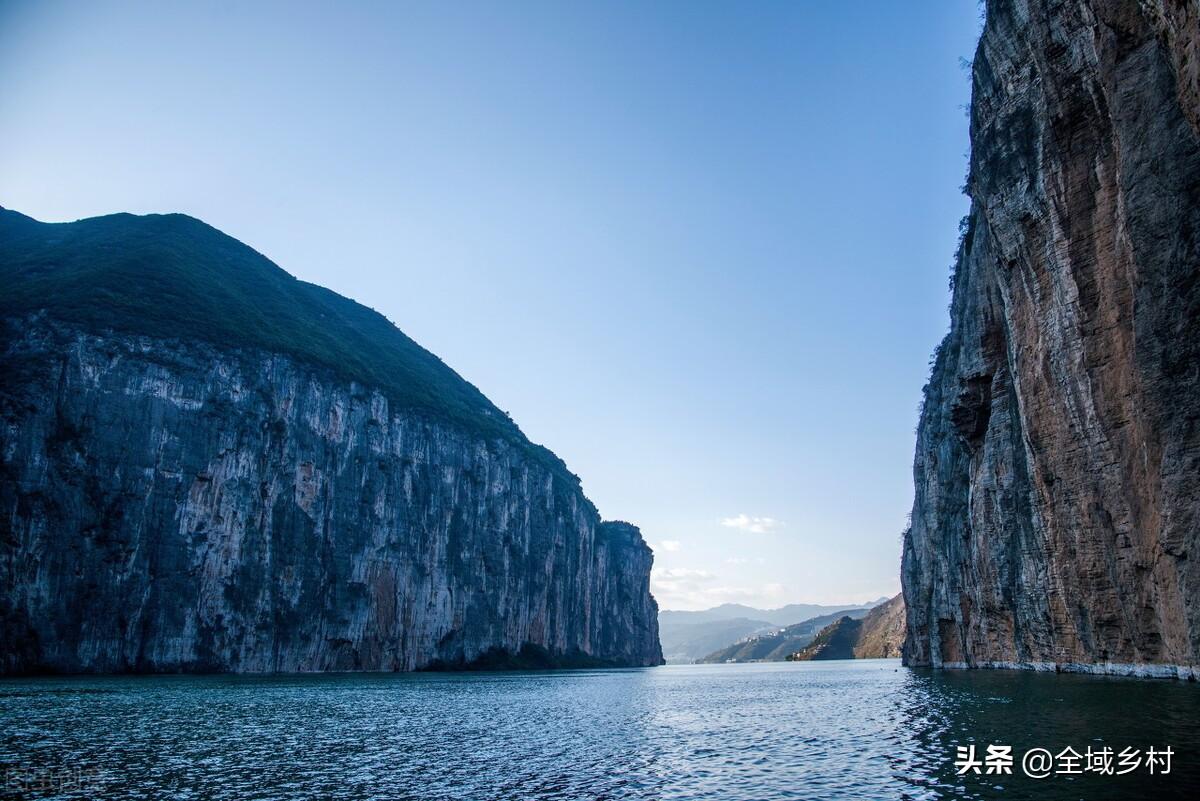 长江三峡指的是哪三峡（长江三峡位置及特点详解）