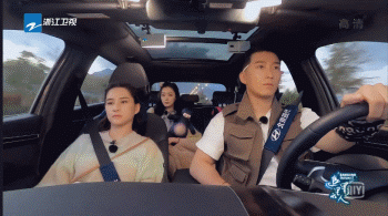 窦骁何超莲分手原因，何超莲窦骁分手是真的吗（其实人家的恩爱都藏在细节里）