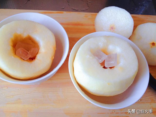 冰糖炖雪梨的功效，冰糖炖雪梨的正确做法（花4块钱做冰糖雪梨）