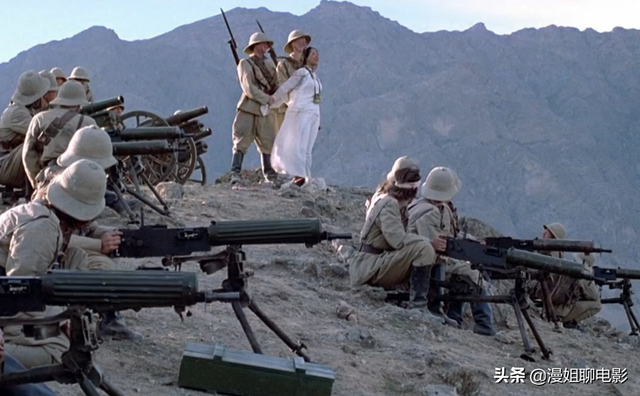 红河谷英文版歌词，红河谷歌词（2次救命之恩换来的却是15分钟内1500人被残忍屠杀）