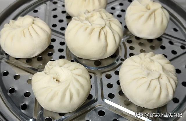 包子变白的诀窍，包子增白的方法（教你在家轻松蒸包子）