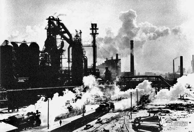 中国第一艘中型鱼雷潜艇是哪一年，中国第一艘中型鱼雷潜艇是哪一年制造成功（156个项目奠定国家工业化基础）