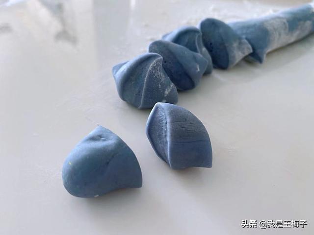 饺子皮怎么样擀快又好，饺子皮怎么擀的快（怎样将饺子皮做得又软又劲道）