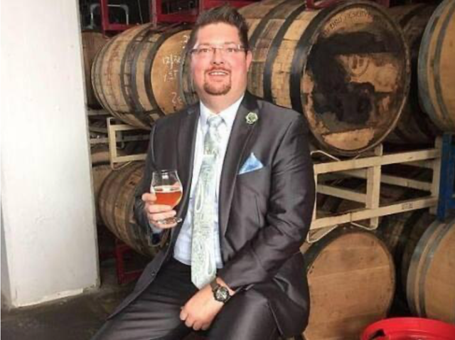 晚上只喝啤酒反而瘦了，晚上只喝啤酒反而瘦了什么原因（晚上喝啤酒会发瘦吗）