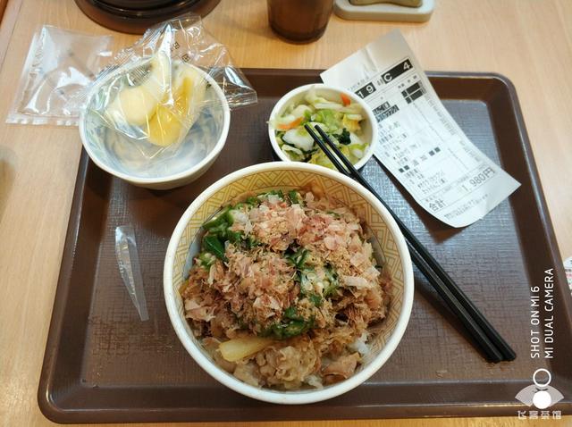 国航最高级别什么卡，国航白金卡什么级别（经济舱也能享受贵宾室、提前选座等权益）