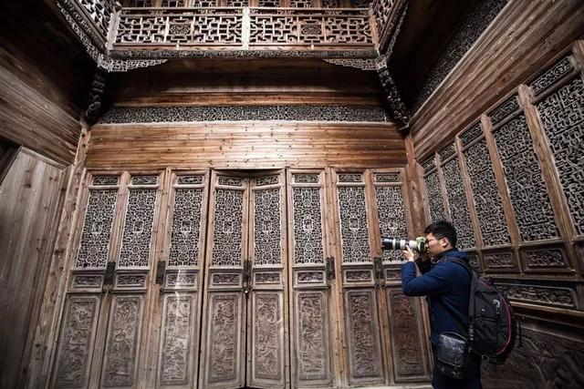 宏村在哪里，安徽宏村在哪里（宏村、西递等旅游景区恢复开放）