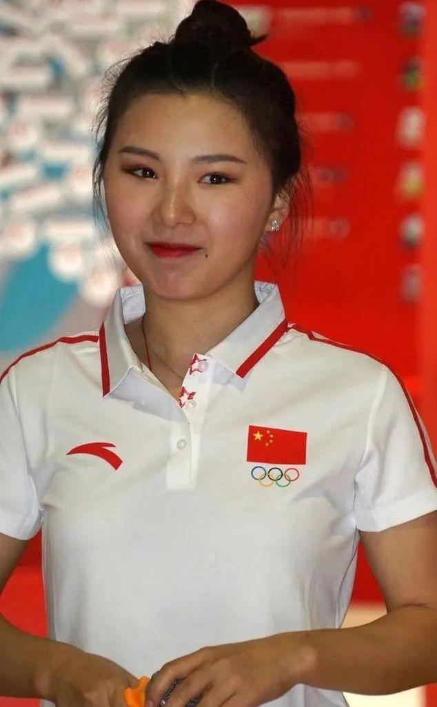 2008奥运女子体操决赛 2008年北京奥运会夺金的六个中国体操女孩,如今