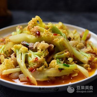 菜花炒肉怎麼做好吃 家常(花菜炒五花肉的做法)