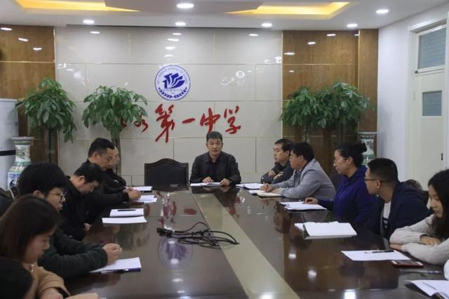 老板父亲去世致哀短信，哀悼领导父亲短信（女儿写的这行字看哭无数人……）