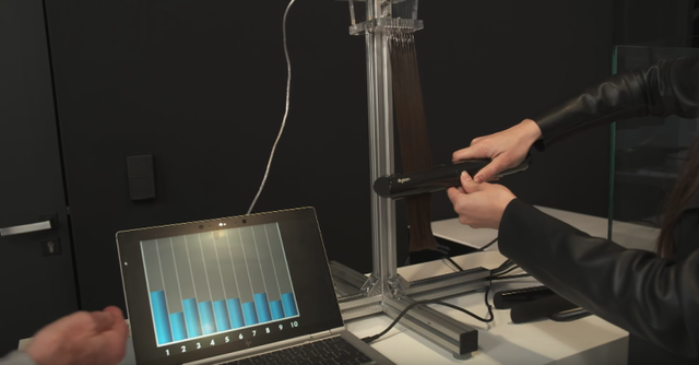 新手适合直板夹还是卷发棒，能拉直还能低温烫头