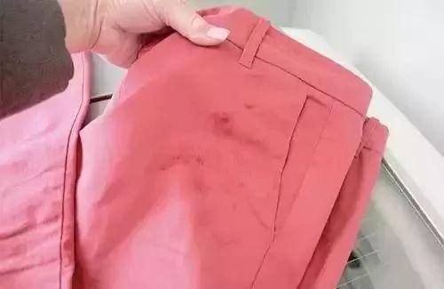 棉衣怎么洗最好，棉衣怎么洗啊（试试这些方法）