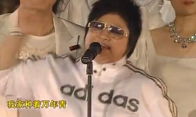 北京欢迎你群星都有谁，北京欢迎你群星名单（她曾参与演唱《北京欢迎你》）