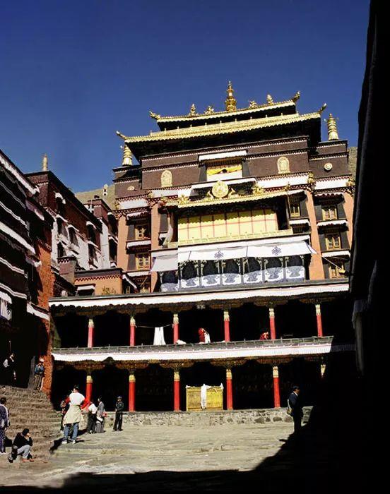 六大格鲁派佛教排名，藏传佛教格鲁派六大寺院的传说
