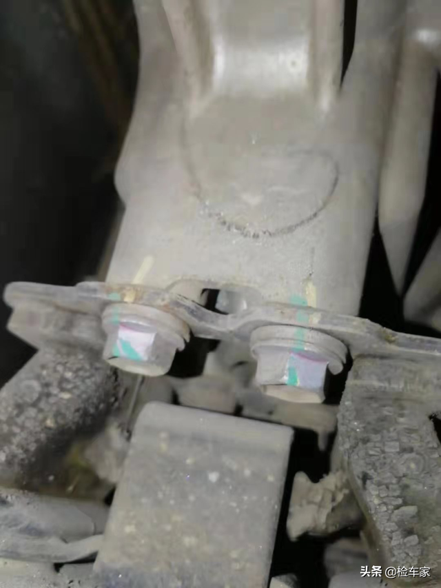 锐志的油耗，途昂380油耗（9万买台15万公里的“大后超”丰田锐志值不值）