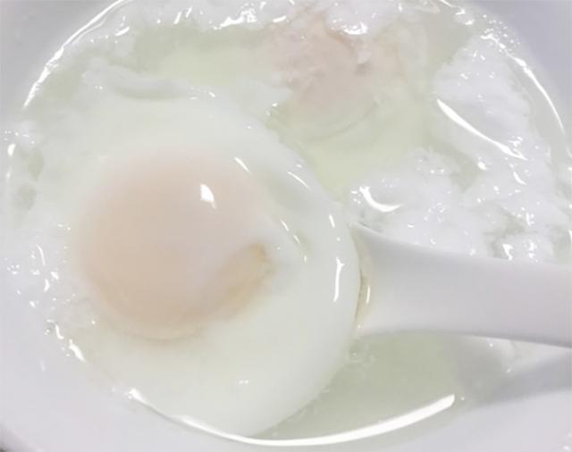 煮荷包蛋怎么做才能完整，荷包蛋怎么煮才能完整（水煮荷包蛋总是做不完整）