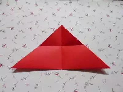 剪纸窗花图文步骤，剪纸窗花简单教程（新年在家自制创意窗花剪纸~）