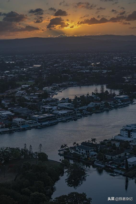 黄金海岸在哪个城市，黄金海岸在哪个城市秦皇岛（Coast>——这里是面临太平洋漂亮的海滨城市）