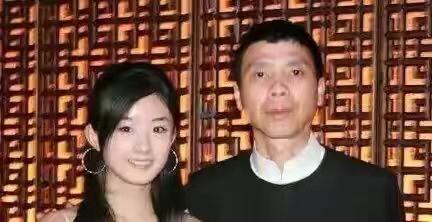 赵丽颖和冯绍峰为什么离的婚？原因令人唏嘘，杨幂给了答案