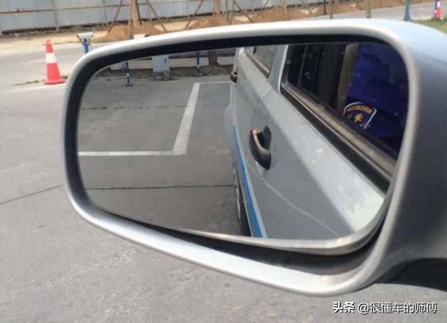 科目二倒车入库找点位，科目二 倒车入库 点位（倒车入库怎么找点位最准确）