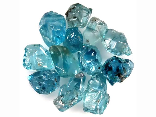 怎么样辨别手表蓝宝石的真假,蓝宝石常见仿品及其鉴别特征 怎么样辨别手表蓝宝石的真假,蓝宝石常见仿品及其鉴别特征