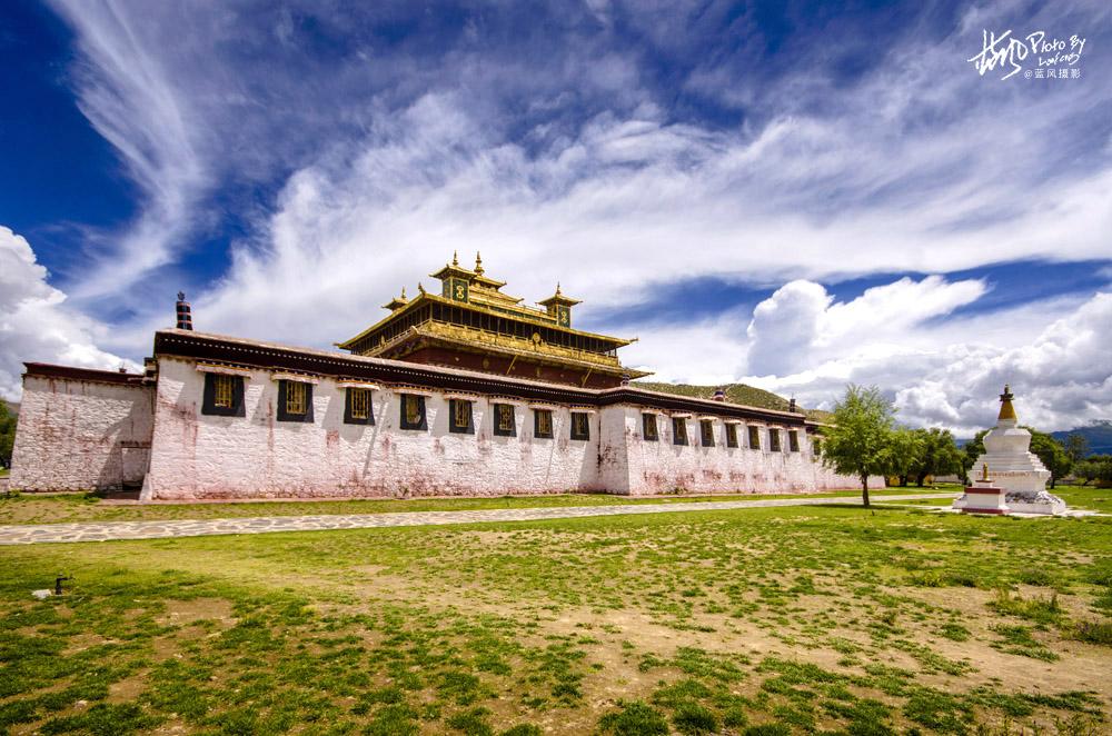 西藏历史上首座寺院很奇特，三层主殿三种风格，藏式汉式和印度式