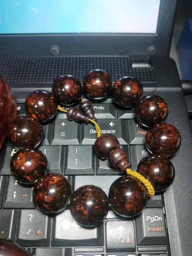 黄杨木手串价格包浆后图片,黄杨木手串价格(木玩小件,在乎有趣)